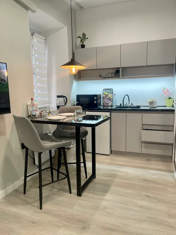 Уютная студия-апартаменты в центре города