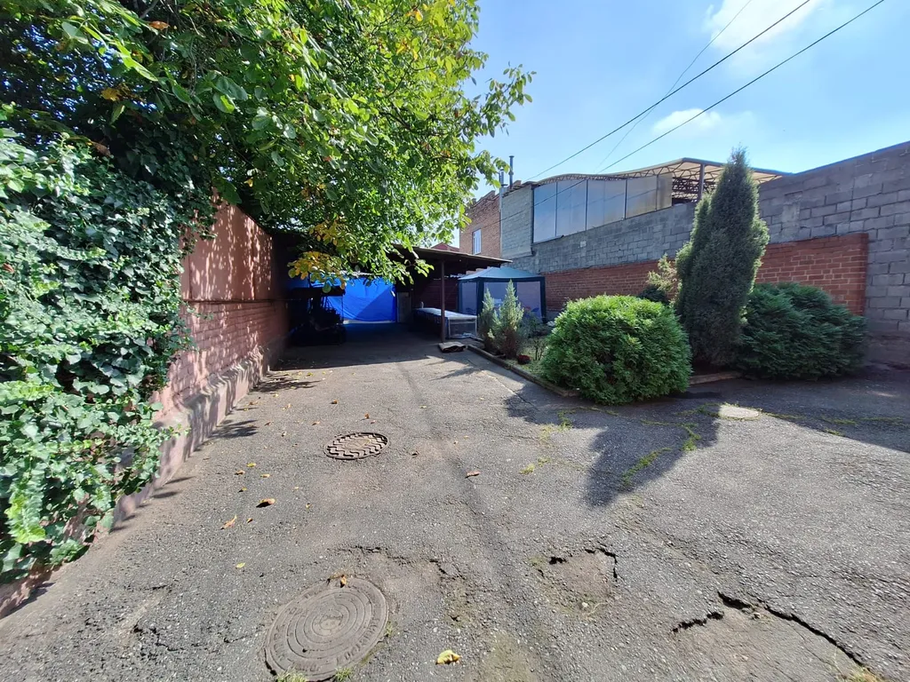 Дом в центре города