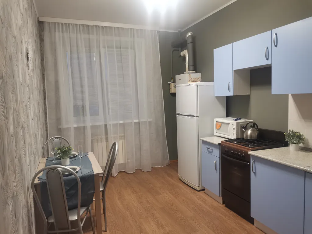 Квартира на двоих