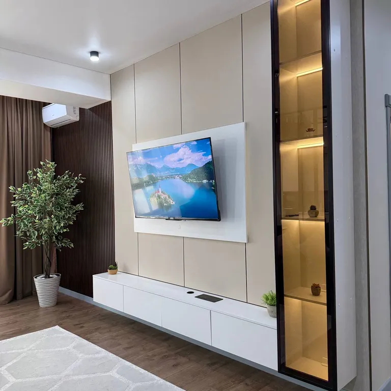 Отличная квартира в модном районе рядом с ТРЦ Мега Алматы