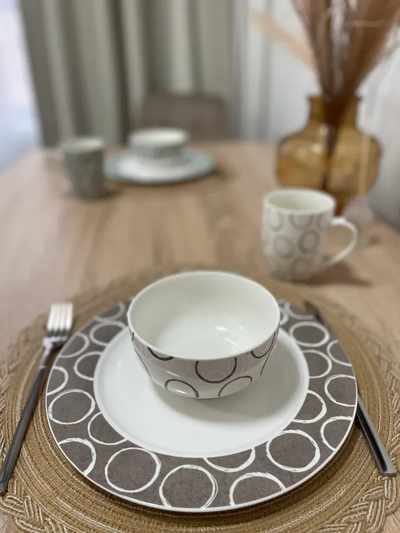 Современная студия с двухспальной кроватью в Люберцах