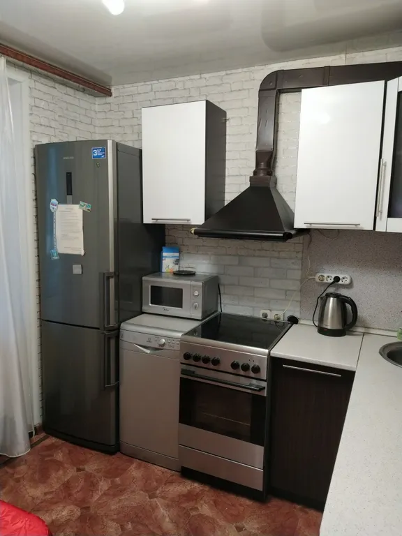 Уютная квартира 1 дачная, клиника Парамонова