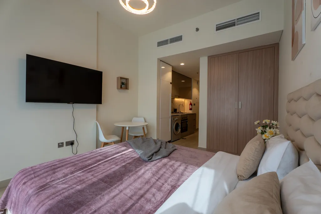 Уютная квартира, Азизи-Ривьера