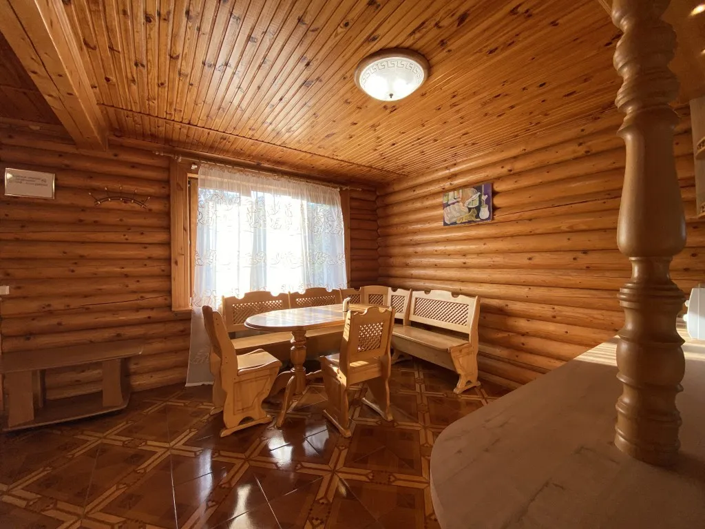 Сруб c бассейном и сауной