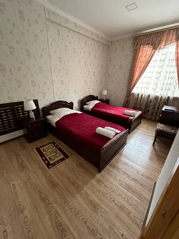 Семейный улучшенный номер из 2-комнат с видом на сад и бассейн