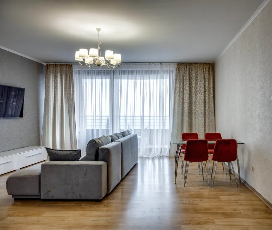 2-комнатная квартира с видом на море