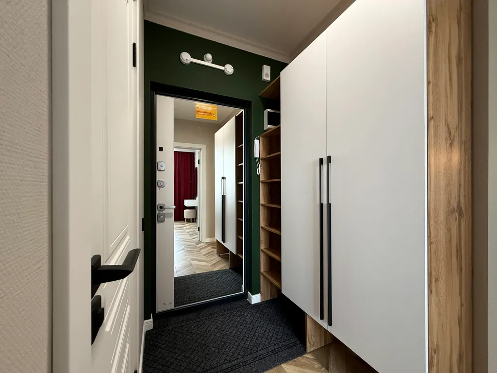 Красивая квартира на Уральской (Чкалова)