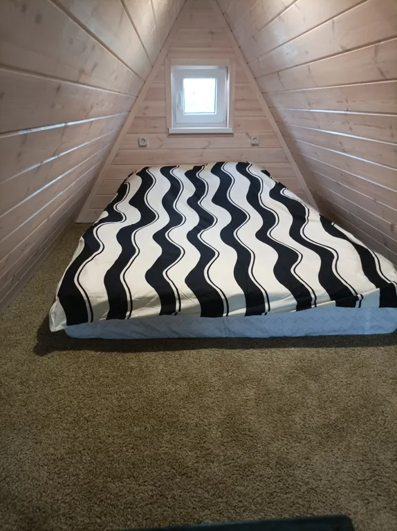 Дом с баней и банным чаном у реки