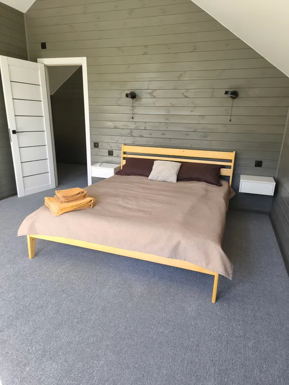 Дом с чаном у Гуамского ущелья