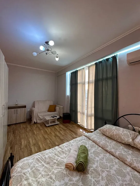 Уютная квартира возле ТЦ ГУМ и ЦУМ