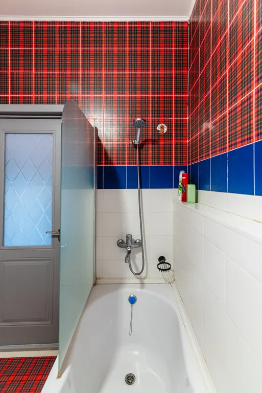 Атмосферная, яркая квартира в районе ТРЦ Мега