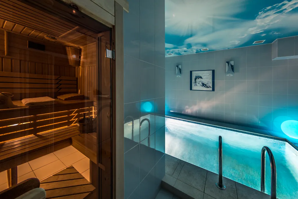 Домик из бруса в сосновом бору