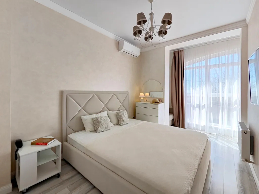 Квартира Апартаметы с изолированной спальней — аренда посуточно в Геленджик