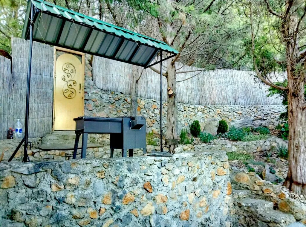 Сказочный домик с террасой в Симеизе