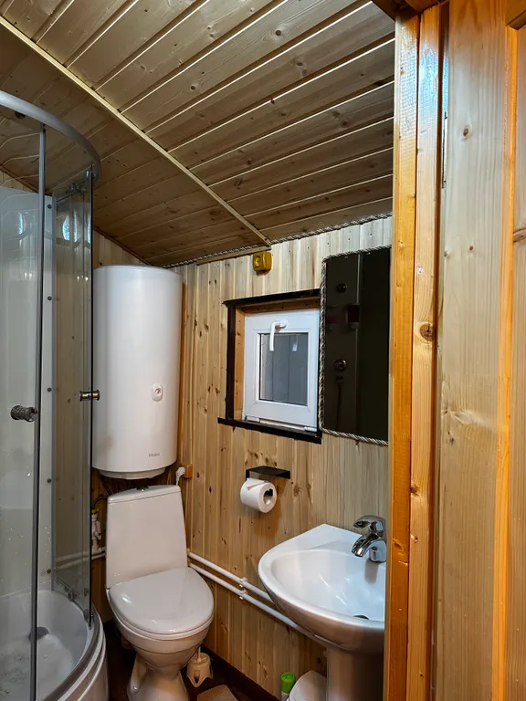 Коттедж Уютный домик с панорамными окнами с видом на лес — Архыз