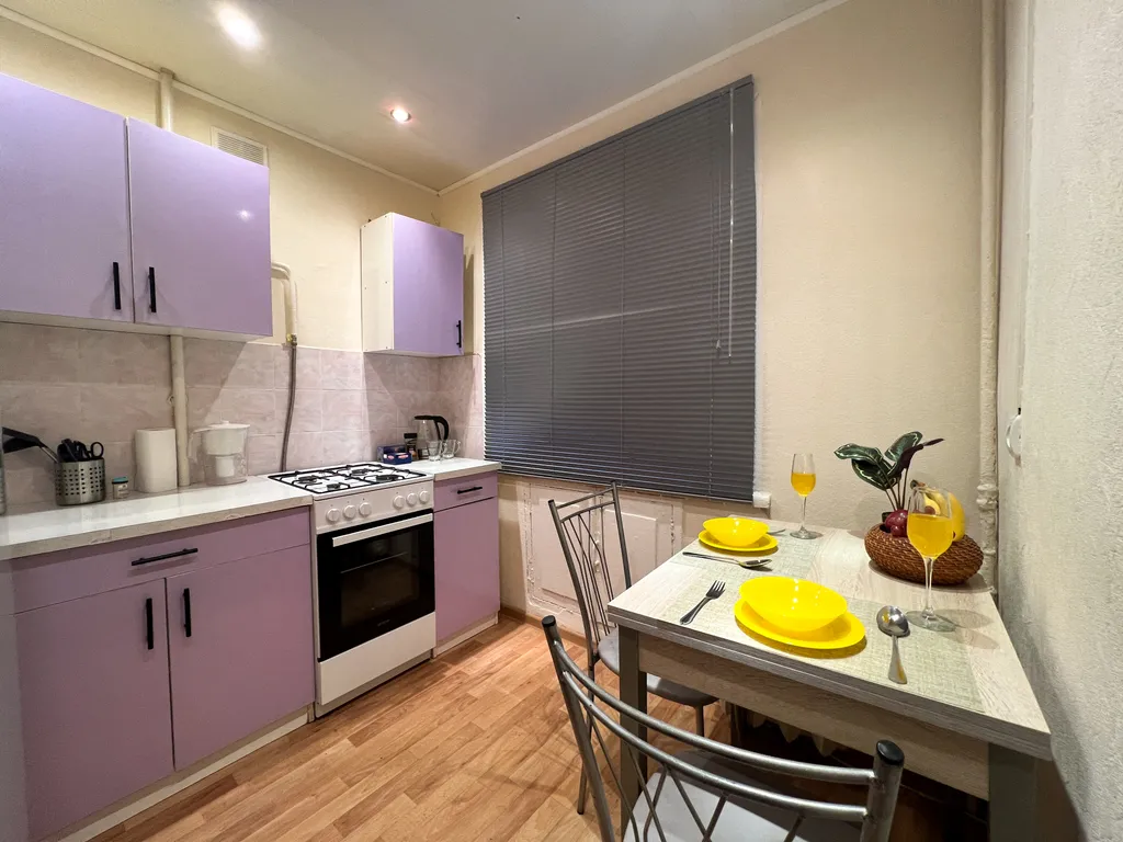 Квартира со свежим ремонтом напротив ЦУМа