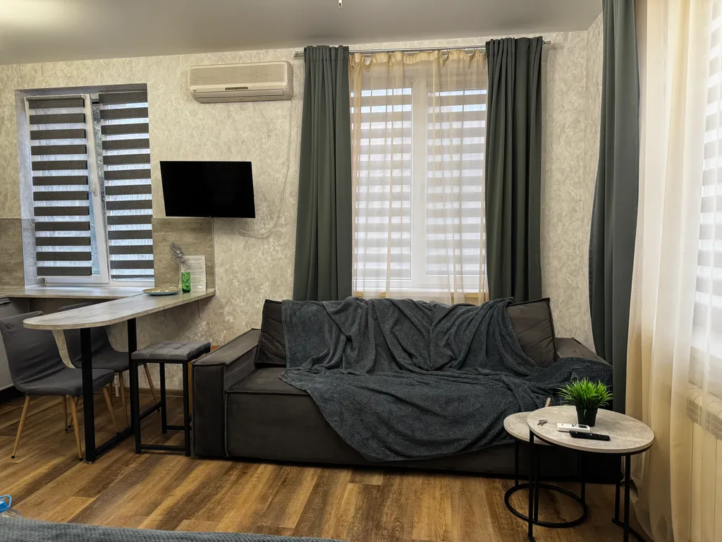 Квартира Апартамент с кухней в частном доме в 300 м от набережной — аренда посуточно в Геленджик