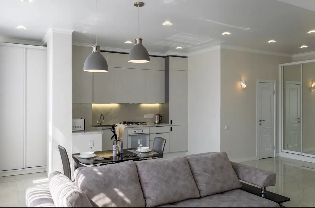 Уютная квартира в центре города с видом на горы