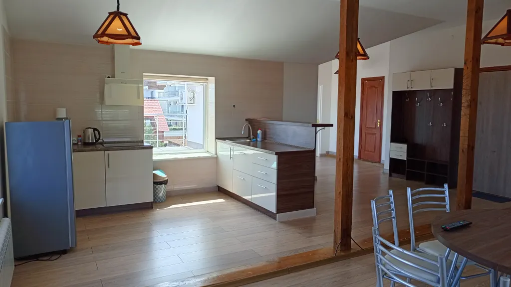 Трёхкомнатная квартира с панорамным видом на море и горы