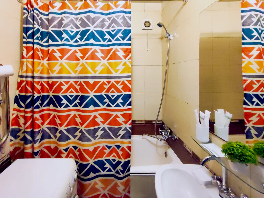 Просторный дом с верандой