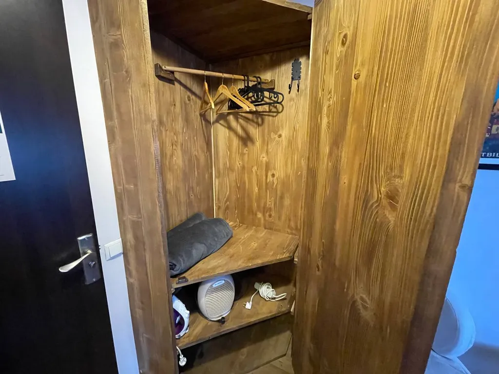 Уютная студия в мансарде грузинского дворика