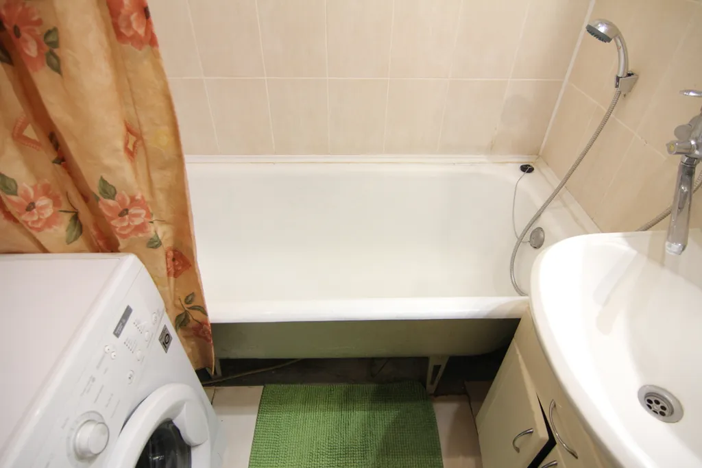 Трёхкомнатная квартира класса стандарт в спальном районе города