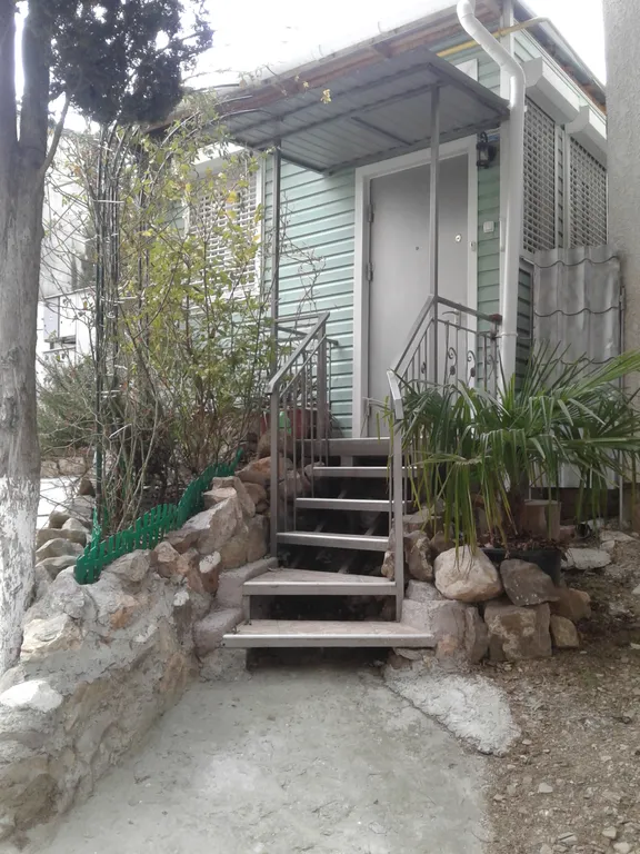 Коттедж Коттедж Апартаменты у моря — Алушта