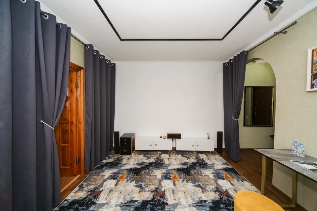 Апартаменты с Проектором 4 метра, PS5, панорамный вид на город