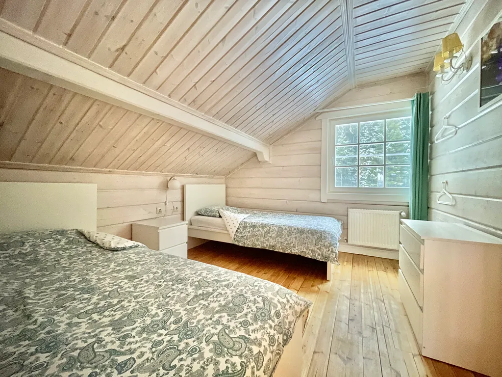 Коттедж сауной и камином