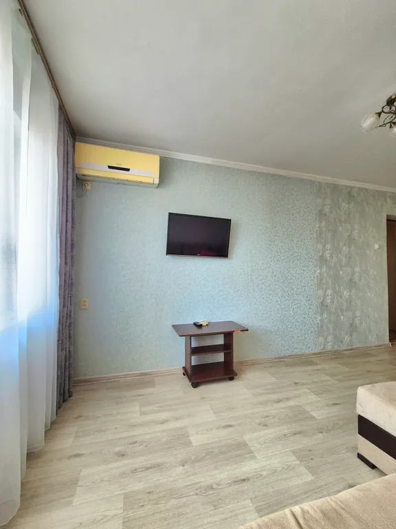 Двухкомнатная квартира в центре Геленджика