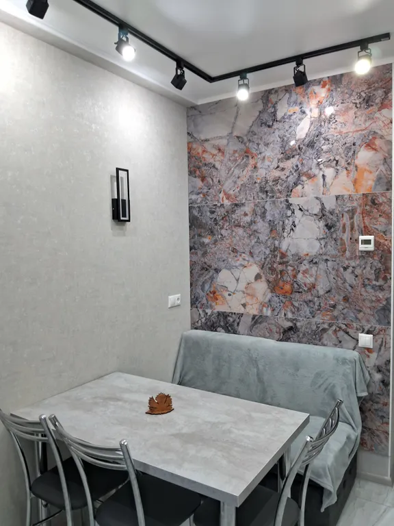 Квартира Квартира с видом на море и горы и двумя спальнями в центре района — Лазаревское