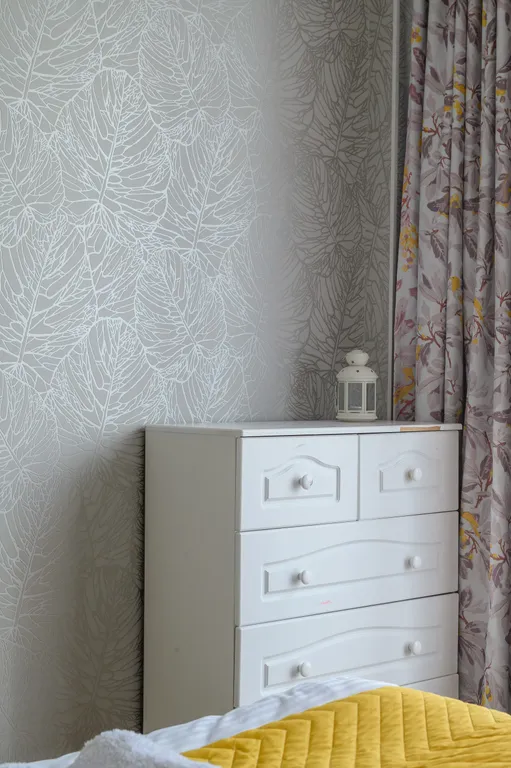 Трехкомнатная квартира с видом на горы в центре города