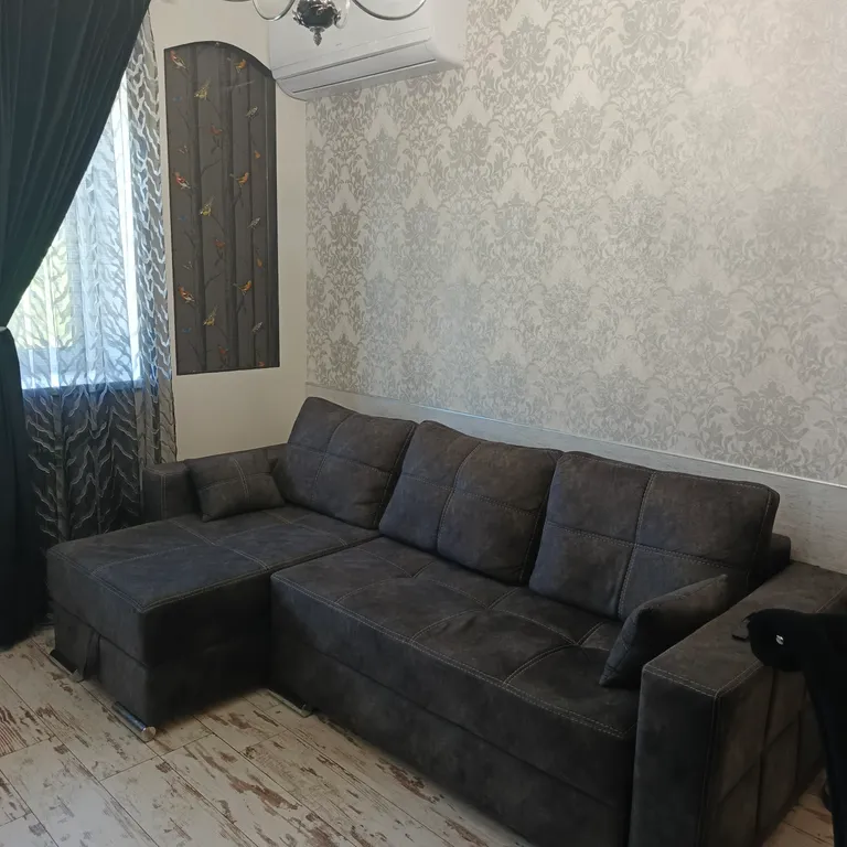 Уютная квартира со своим двориком