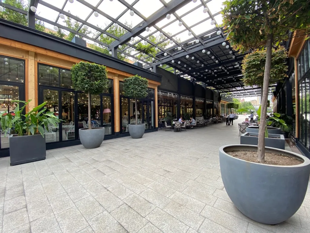 Уютная квартира с евроремонтом в центре города