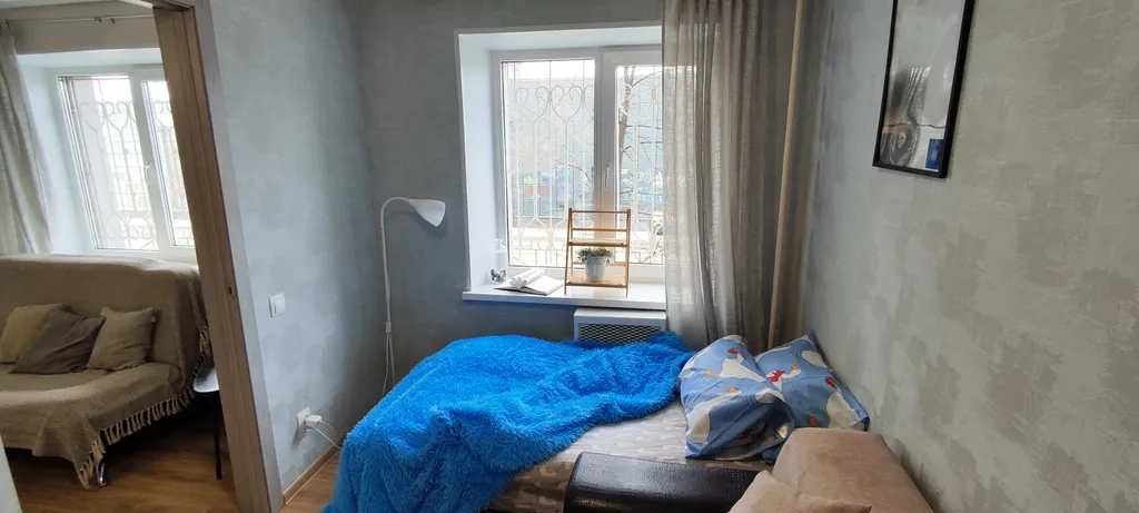 Двухкомнатная квартира в живописном месте у набережной