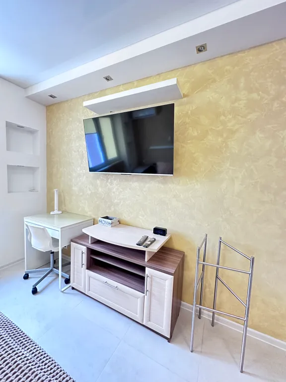 Квартира 3-комнатная квартира премиум-класса в центре у метро — Москва