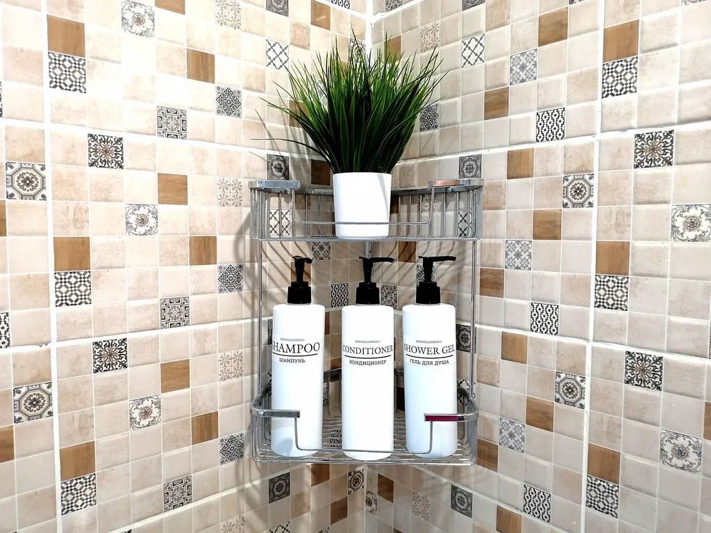 Уютная и тёплая квартира в центре города. Столовая расположена  в доме