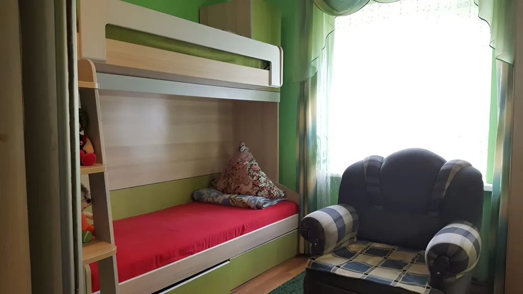 Трёхкомнатная квартира рядом с монастырем