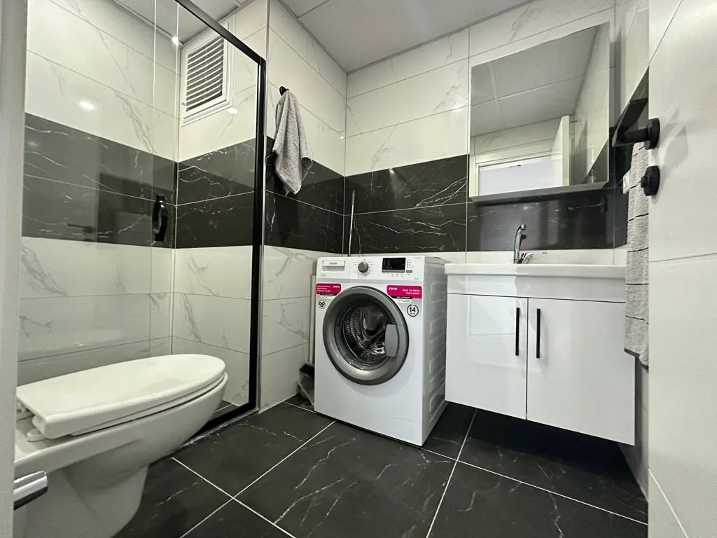 Уютная новая квартира с видом на море