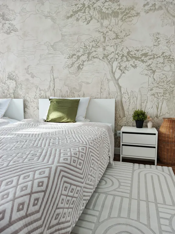 Светлая евродвухкомнатная в самом центре