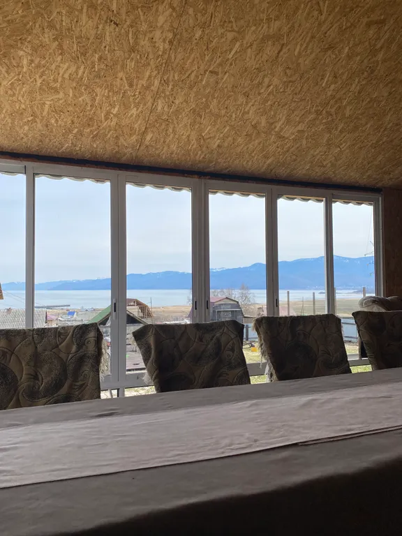 Дом на Байкале с охотничьим домиком на территории