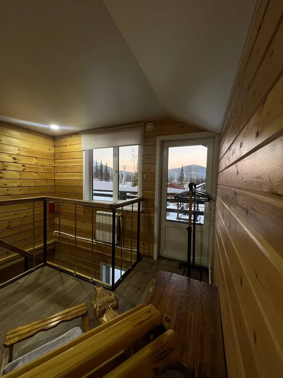 Коттедж с баней и сушилкой на территории