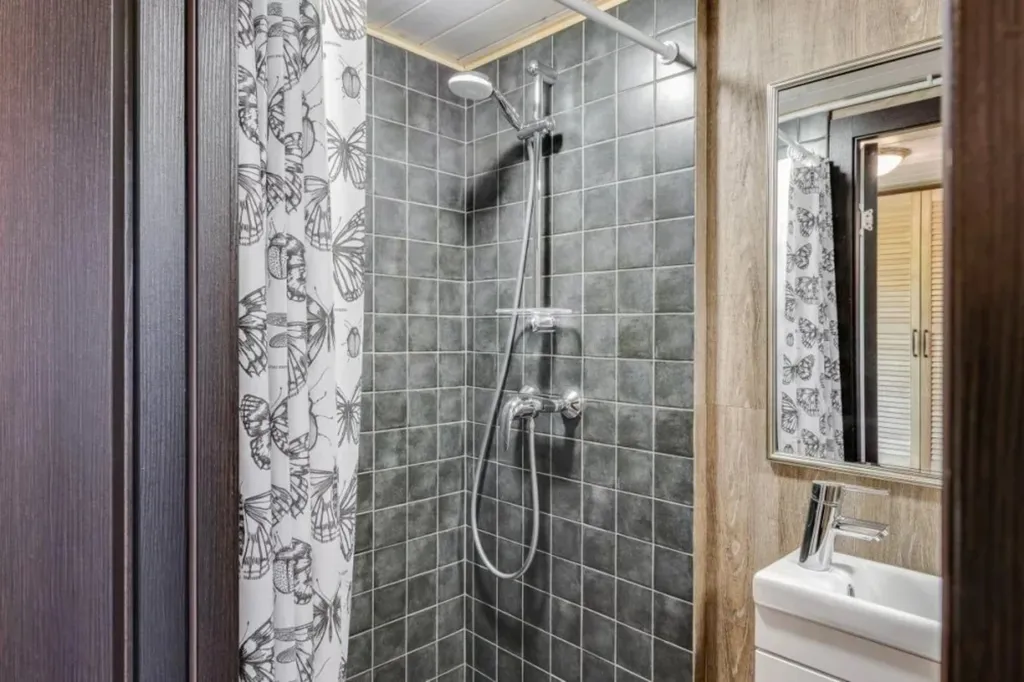 Коттедж Коттедж Шале у Леса — Луга