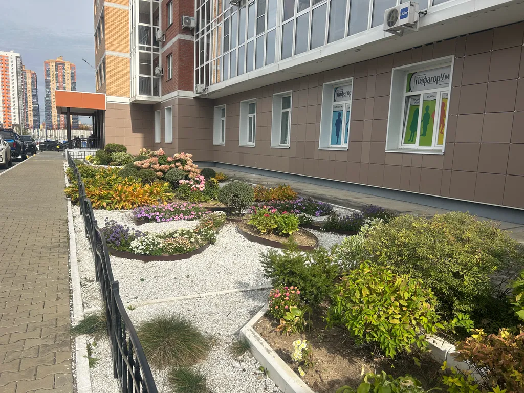 Комфортная квартира в районе Арены Ерофей недалеко от центра города.