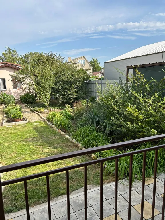 Коттедж Дом с беседкой для отдыха в частном секторе в городе анапа — Анапа