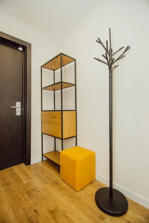 White sails apart hotel