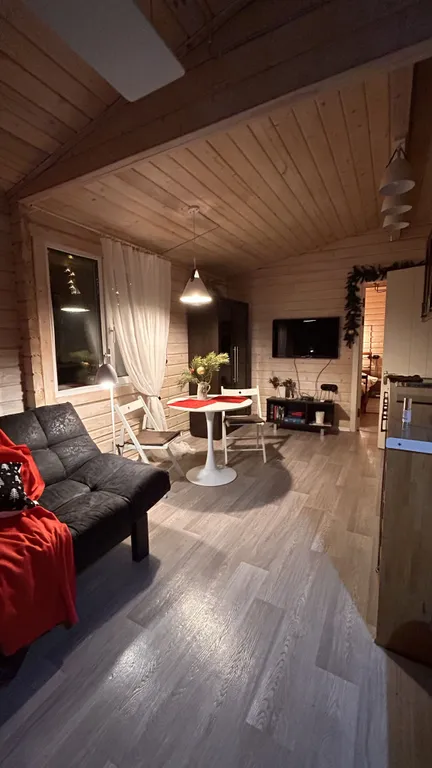 Коттедж Уютный домик на берегу реки — Тверь