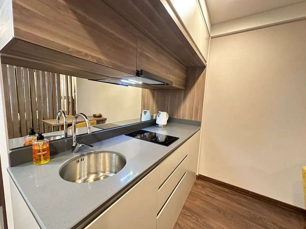 Просторный апартамент в двух шагах от моря