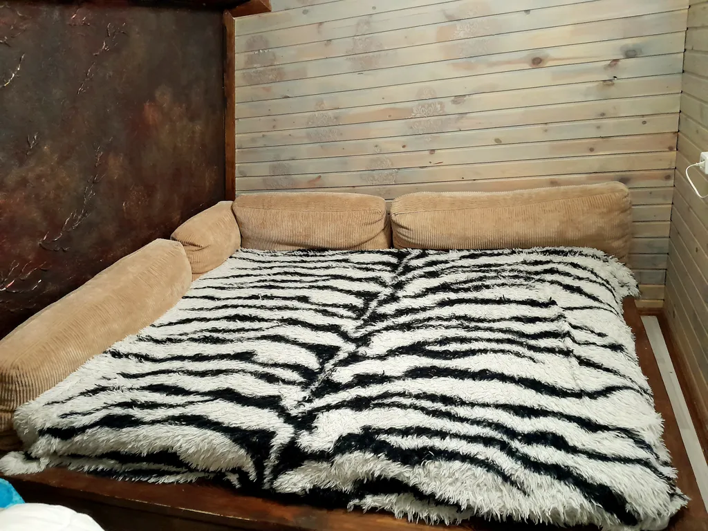 Дом на реке шале Венеция с чаном и вместительной банькой