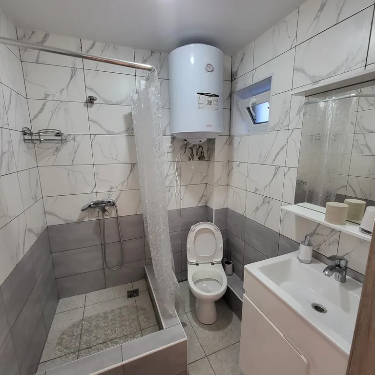 №16 на первом этаже, в номере есть все